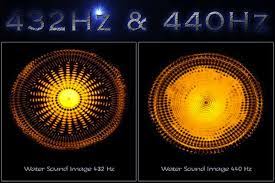 Muzica este de fapt o programare a creierului prin frecvente 432 vs 440HZ